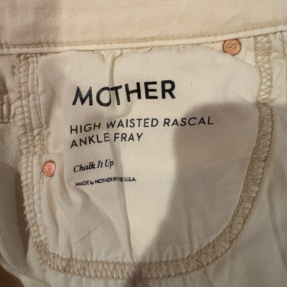 Mother High Waisted Rascal Ankle Fray - Picture 5 of 6